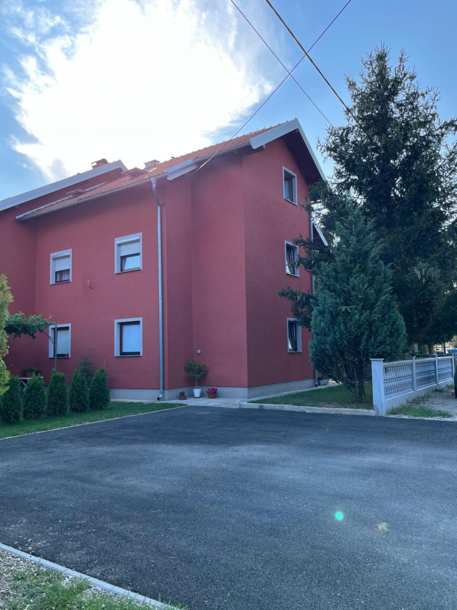 Apartment T&M Zagreb Airport Velika Gorica Buitenkant foto